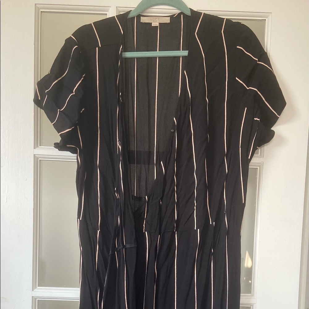 Loft Tie short sleeve dress